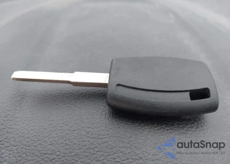 2016 Ford Escape S z USA, uszkodzony, nr VIN 1FMCU0F75GUB71136